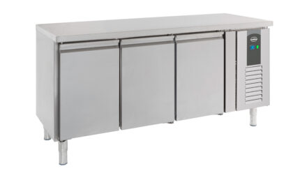 600 Refrigerated Counter 3 Doors