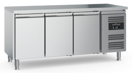700 Refrigerated Counter 3 Doors With Adjustable Feet