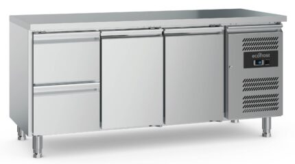 700 Refrigerated Counter 2 Doors And 2 Drawers With Adjustable Feet